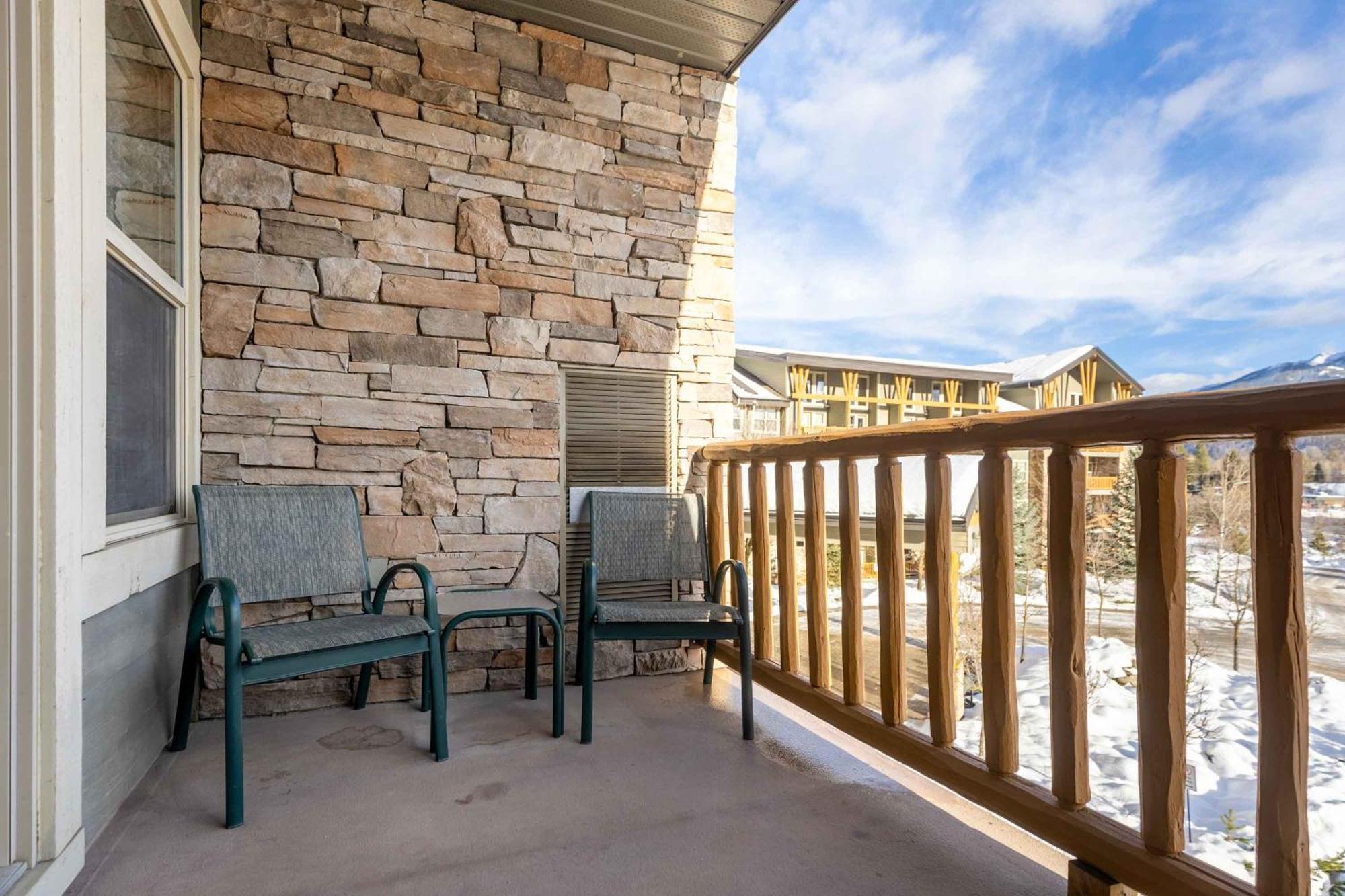 Silver Rock Condominiums By Fernie Central Reservations Exterior foto